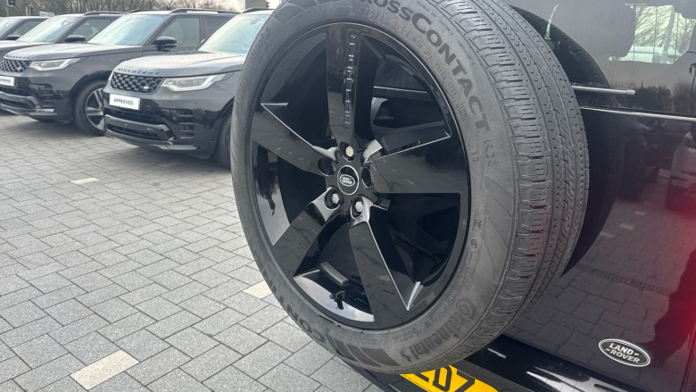 Land Rover Defender 3.0 D250 X-Dynamic SE 110 5dr Auto Diesel Estate